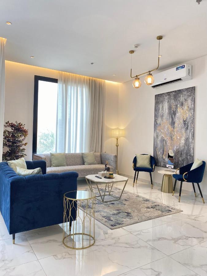 Spacious New 2 Bedroom Apt-in Amazing Location B6 Appartement Riyad