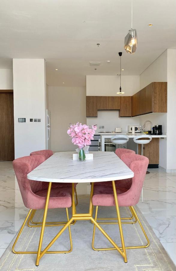 Spacious New 2 Bedroom Apt-in Amazing Location B6 * Riyad